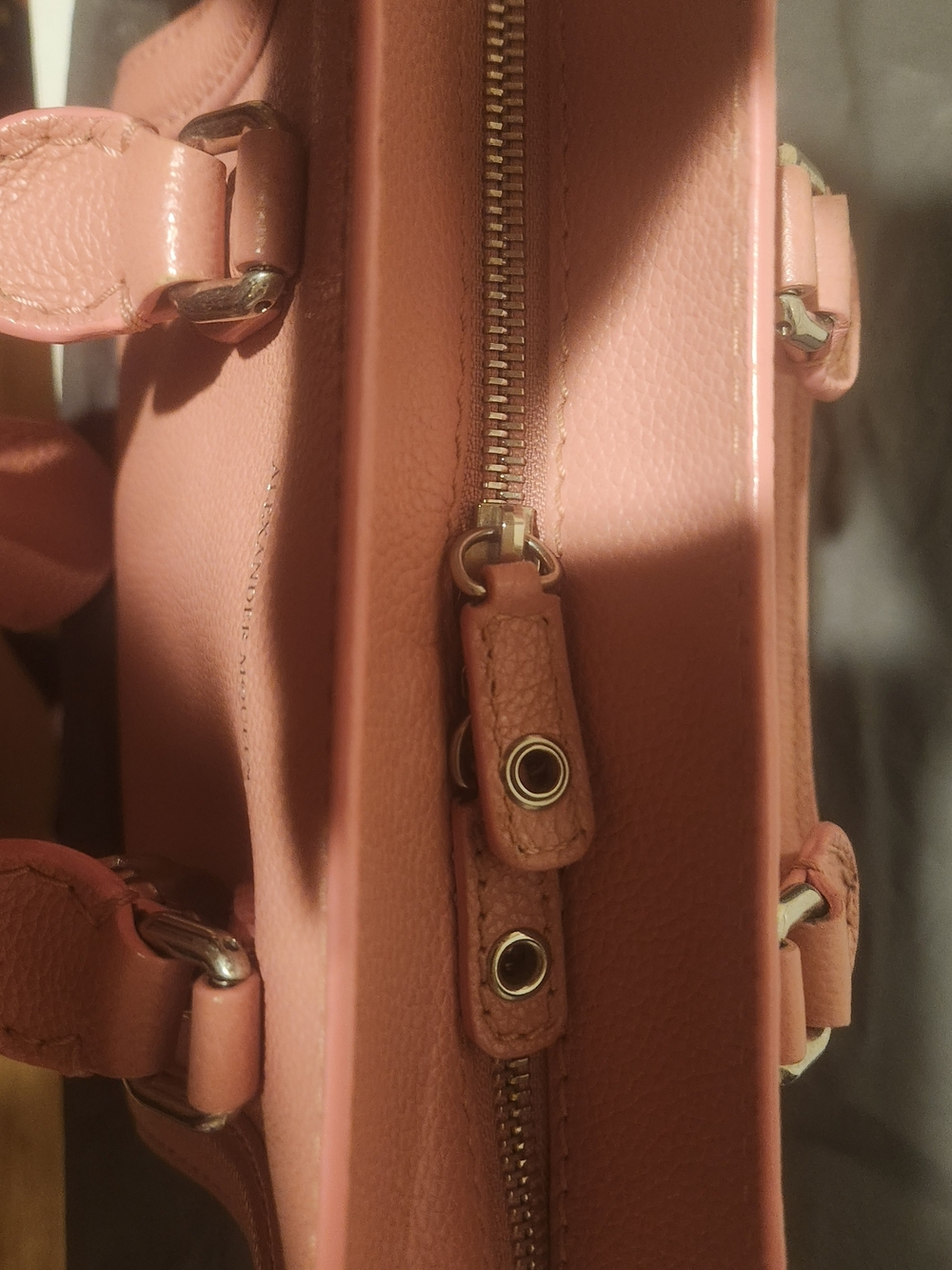 Alexander McQueen Pink Leather Mini Satchel with Silver Skull Charm - Picture 5 of 15